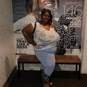 Meet your Posher, Elaine